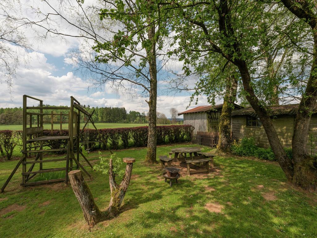 Holiday Home In Waimes With Private Garden Szoba fotó